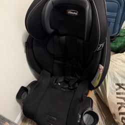 Chicco Fit 4 All-in-one Car Seat And Base