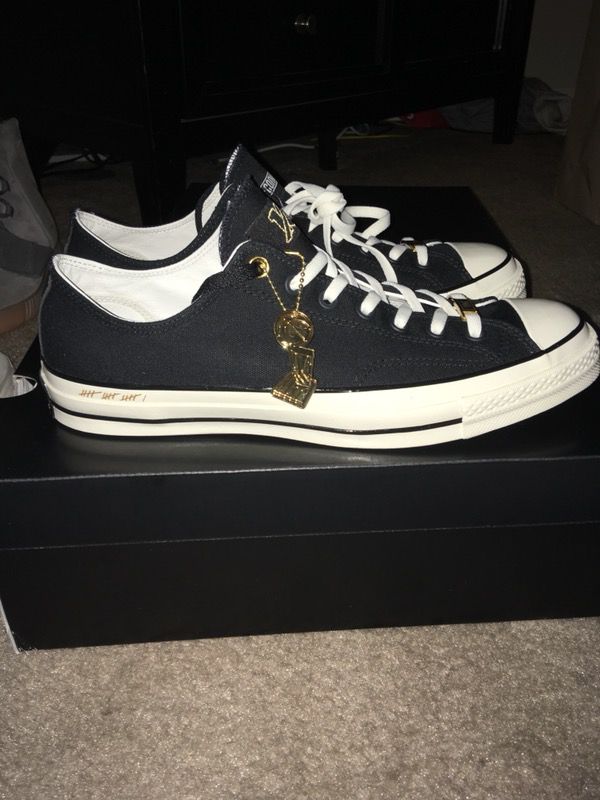 Converse All Star “Art Of A Champion Pack” Bill Russell for Sale in Atlanta, - OfferUp