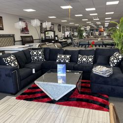 Black Sofa Sectional 🇺🇸American Made🇺🇸 Customizable To Any Color 