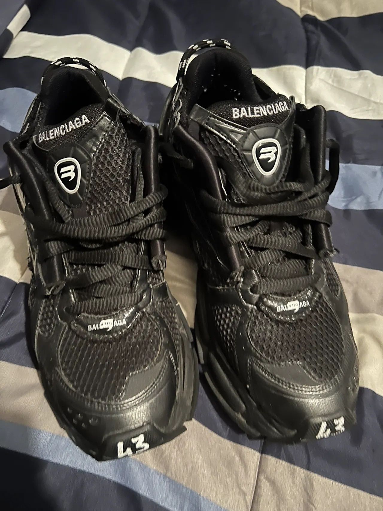 Balenciaga runners blaxk for Sale in Staten Island, NY - OfferUp Balenciaga runners blaxk for Sale in Staten Island, NY - OfferUp