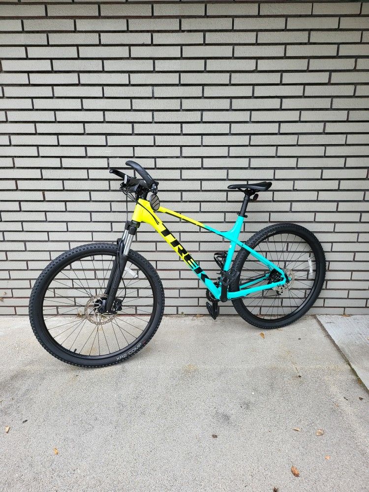 Trek 29er Mountain Bike Size Xl Wheels 29 Speeds Multiple Hydraulic