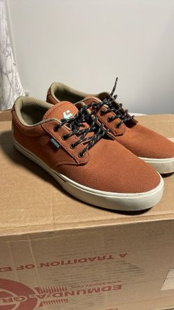 Etnies Shoes. Size 11
