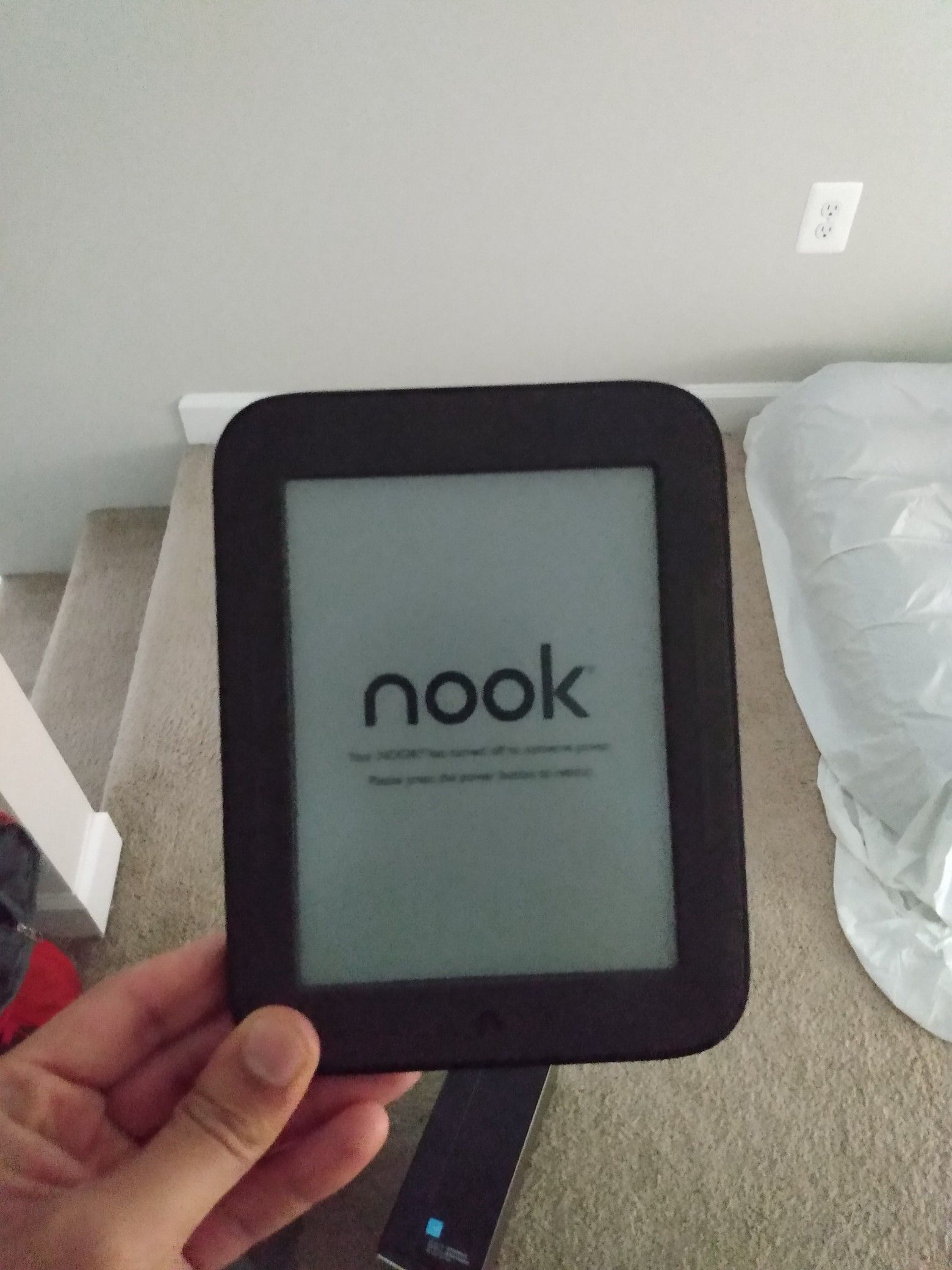 Nook 6" Touch E-book reader (like Kindle)