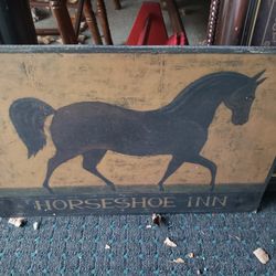 HORSESHOE INN SIGN