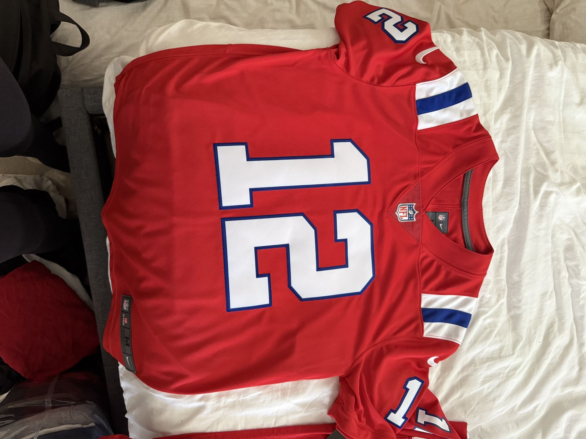 2 Brand New Men's & Youth New England Patriots Tom Brady Nike Red Retired Player Alternate Game Jersey