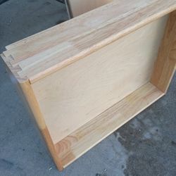 21 Inch Base Cabinet Missing The Front Drawer With Soft Close Hardware New In Box