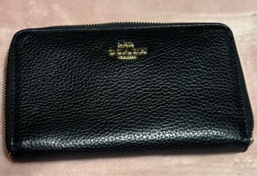 Coach Wallet (Authentic)
