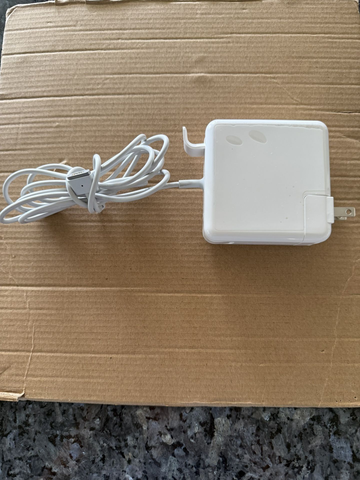 85W Mac Book Pro Charger