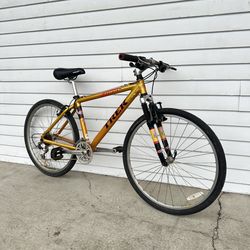 Trek Men’s Mountain Bike