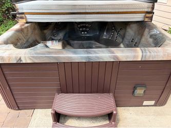 Clarity Spas Hot Tub CLS 738L/Balance 7