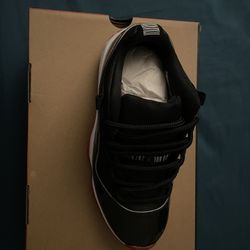 Jordan Lows Retro 11