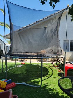 Kids  jump house