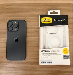 iPhone 16 pro with case