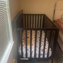 Baby Bed Converts To Day Bed