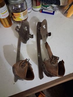 1800s Union hardware co. Ice skates