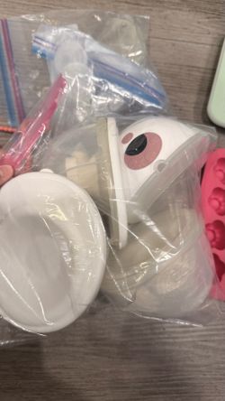 Momcozy breast pump