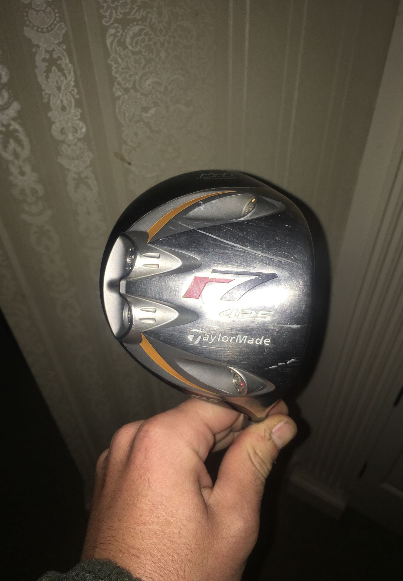 Taylor made r7 driver golf club