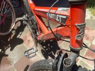 Dynacraft Gauntlet 18 speed 24" Mountain Bike, For Ages 12+, Red