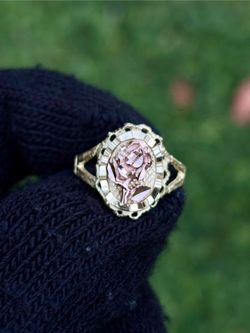 14K Gold Rose Ring Size 6.25