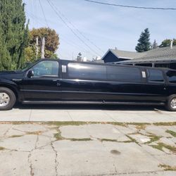 2004 Ford Excursion