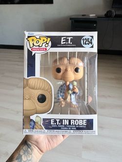 Funko Pop! Movies E.T. The Extra-Terrestrial E.T. in Robe #1254