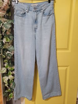 Levi's size 30