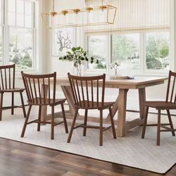 Brown Classic Windsor Dining Chairs with Spindle back Set of 4