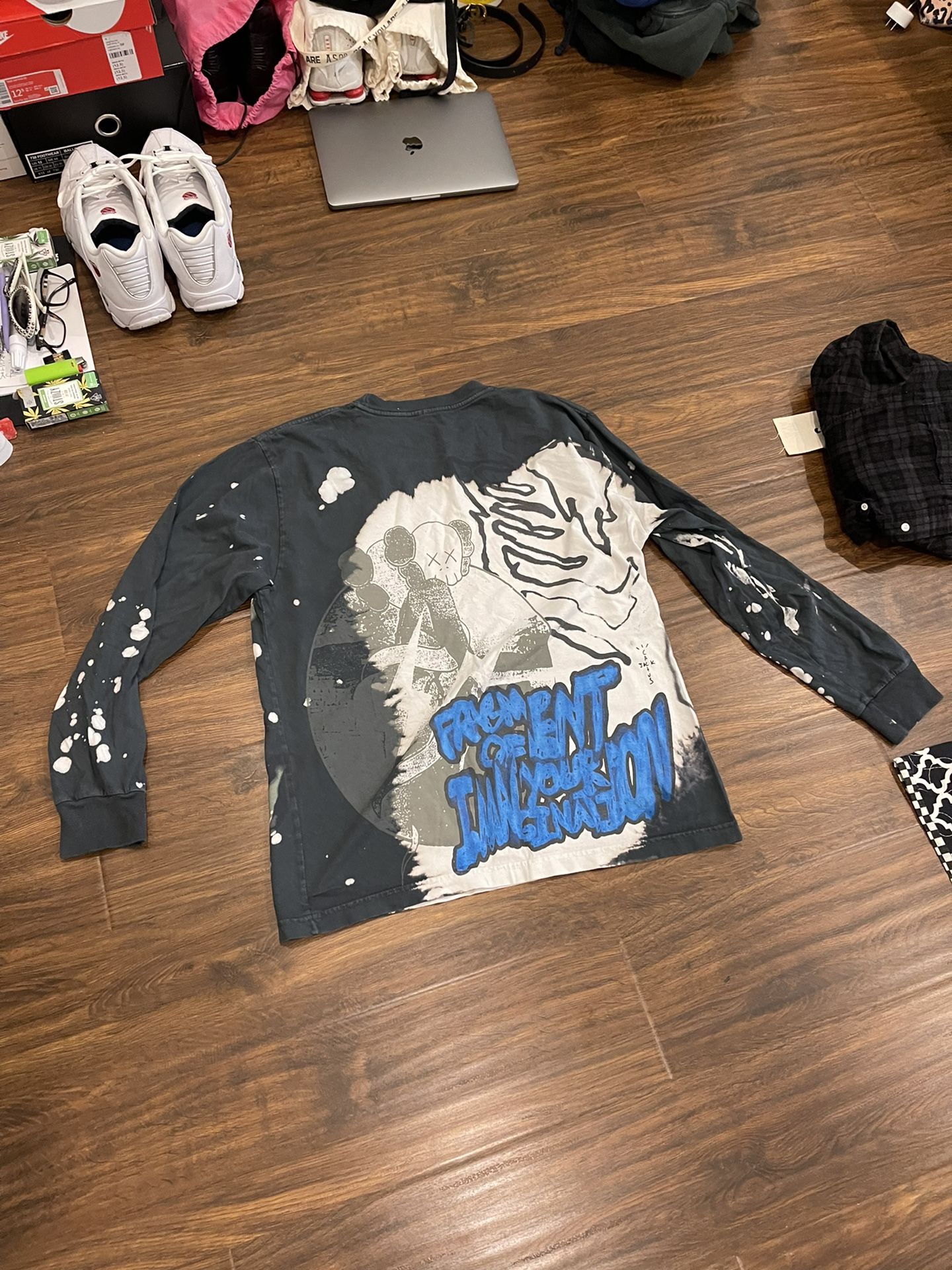Travis Scott x KAWS x Fragment Long Sleeve T shirt Size L