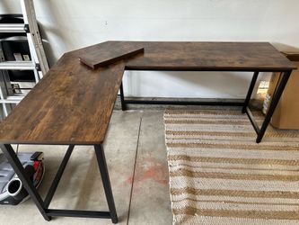 Nice Desk Great Condition