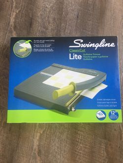 Swingline Paper Trimmer, Guillotine Paper Cutter, 12 Cut Length, 10 Sheet  Capacity, ClassicCut Lite