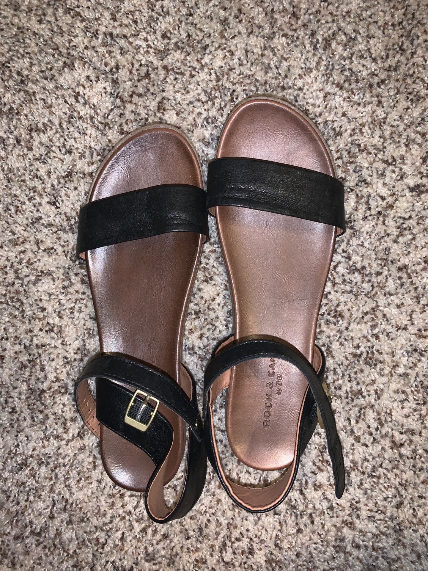 Sandles, size 8 1/2