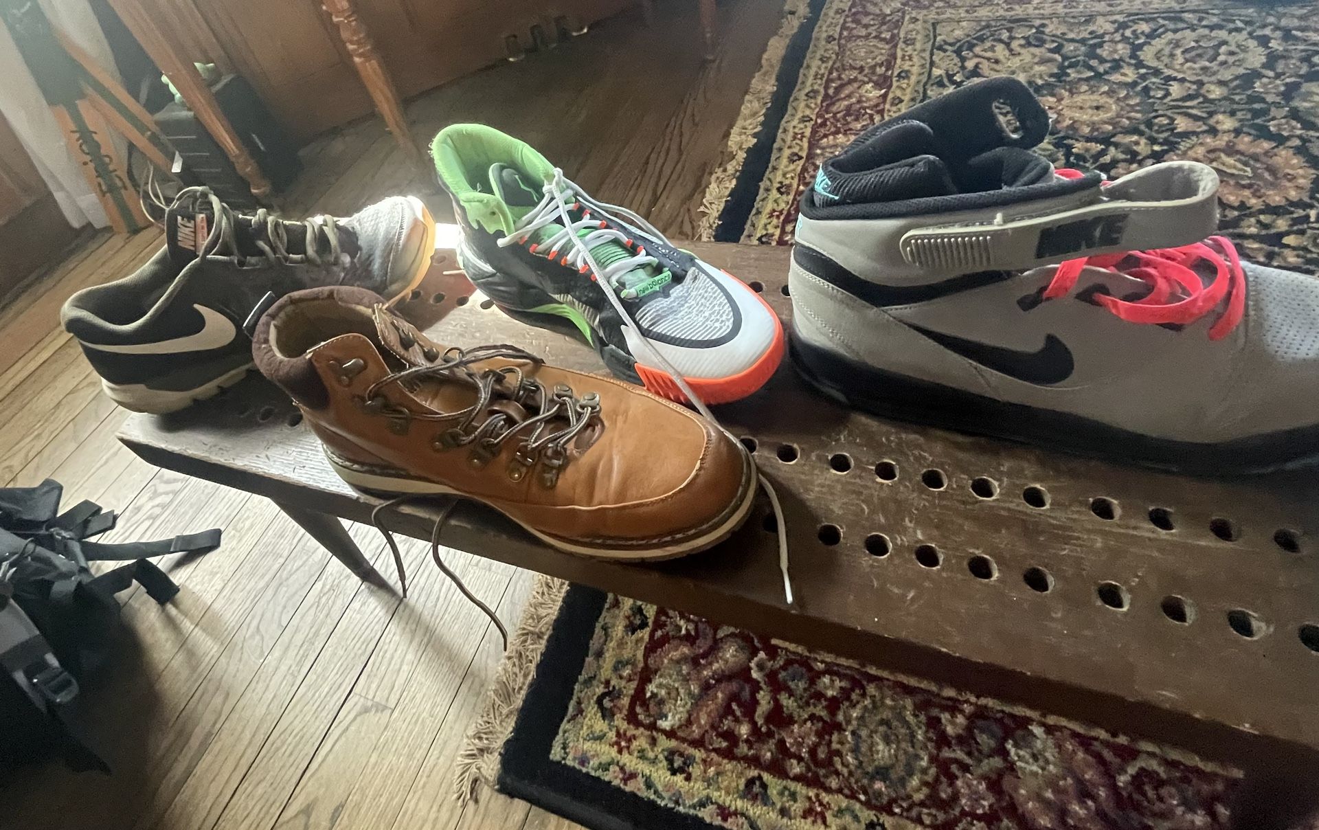 Sneakers For You To Re Sell Nike New balance