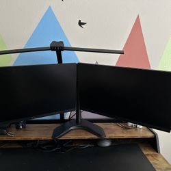 New Dual LG 24” Full HD IPS Monitors + Dual Monitor Stand – 144Hz, HDR10, Adjustable Setup!