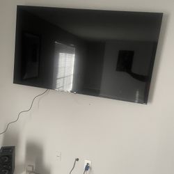 78 Inch Roku Smart Tv. Nice!