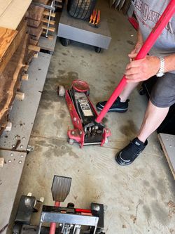 Heavy Duty Hydraulic Floor Jack