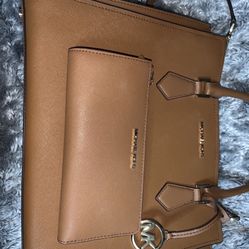 Michael kors Purse And Wallet 