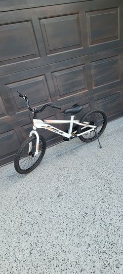 Almost New Kids Bike For 8 Year Old Son
