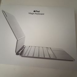 iPad Pro M4/M5 11 Inch Magic Keyboard 