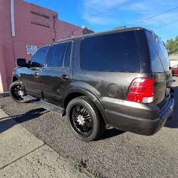 2003 Ford Expedition