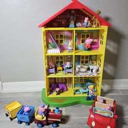 Peppa Pig House, Car And Accessories 