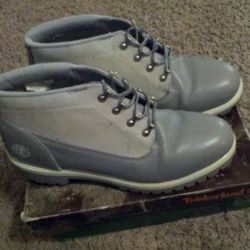 Mens Timberland Style # 28008 Grey / Silver 

 Size  13