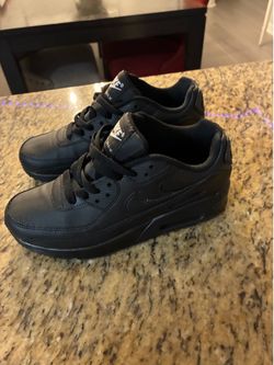 Air max 90s in great condition size 4 , $50
