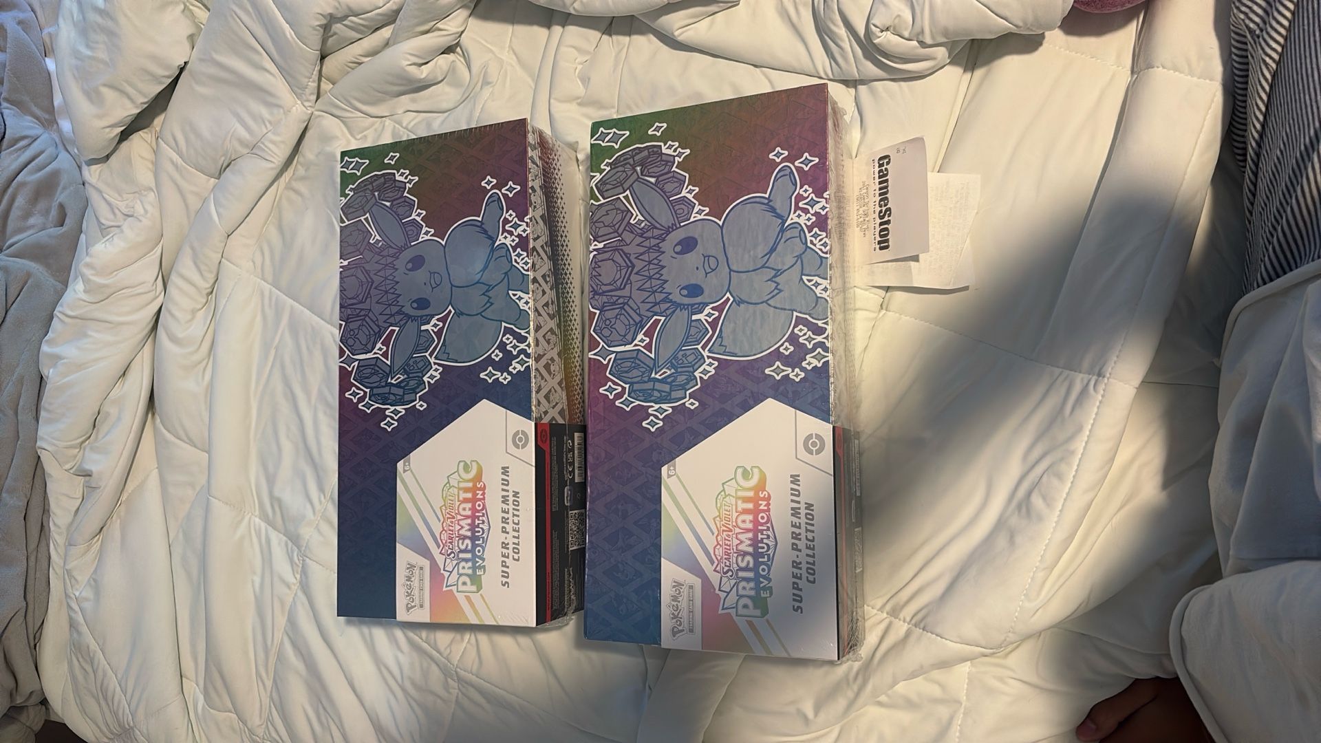 Scarlet & Violet Prismatic Evolutions Super Premium Collection