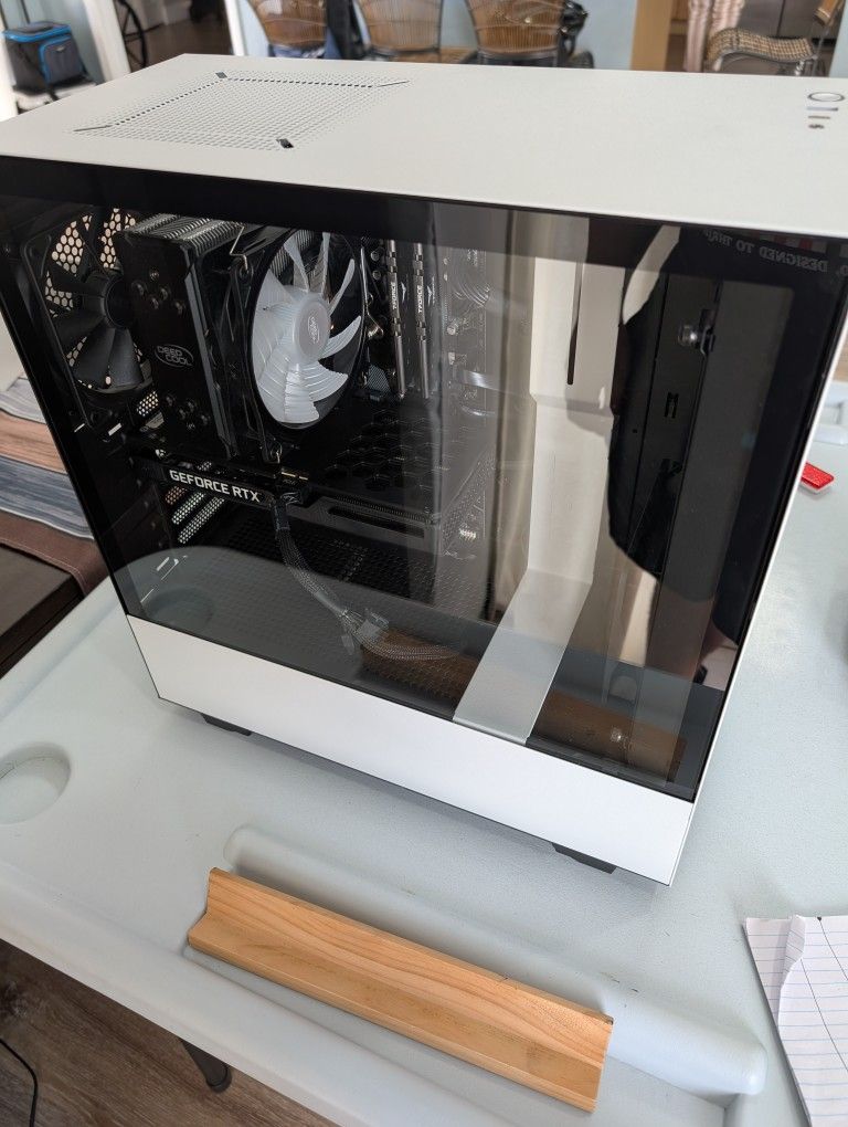 NZXT GAMING PC RTX3050, 16GB RAM, 500GB SSD, I5 CPU