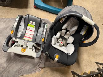 Baby car seat with base