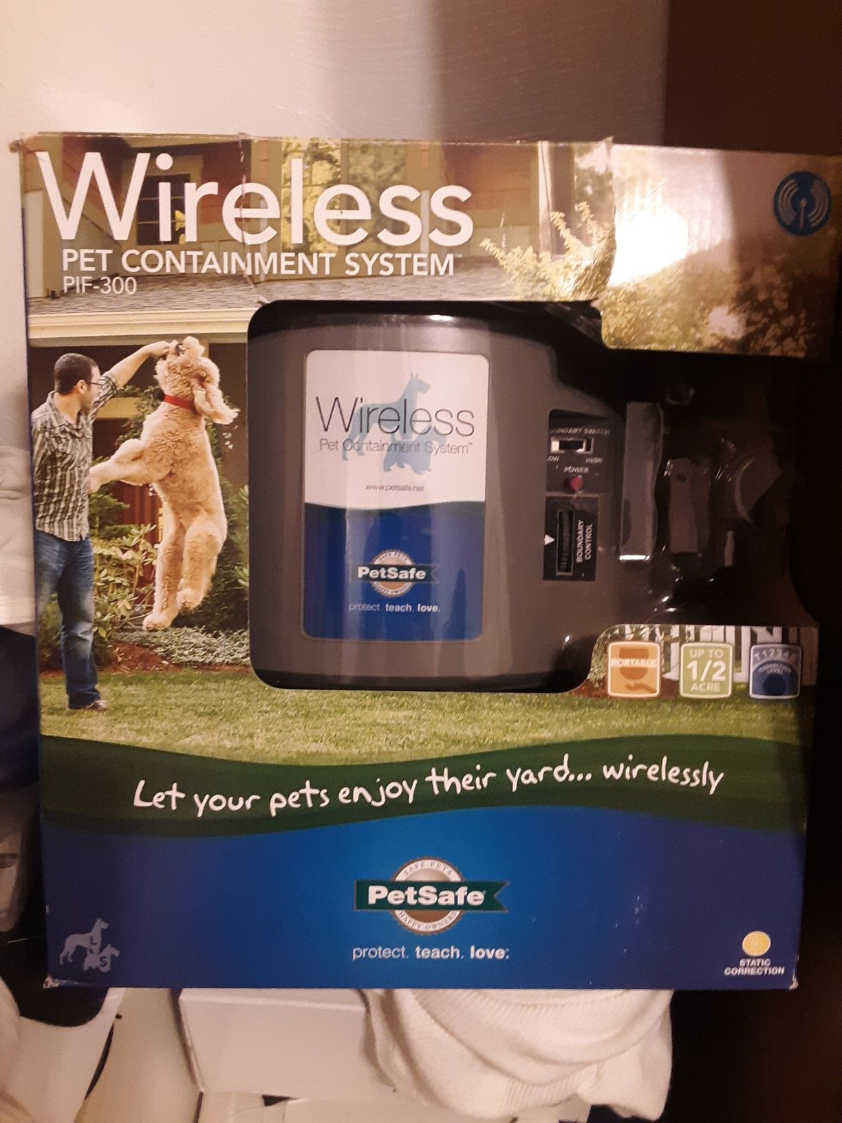 Wireless dog fence
