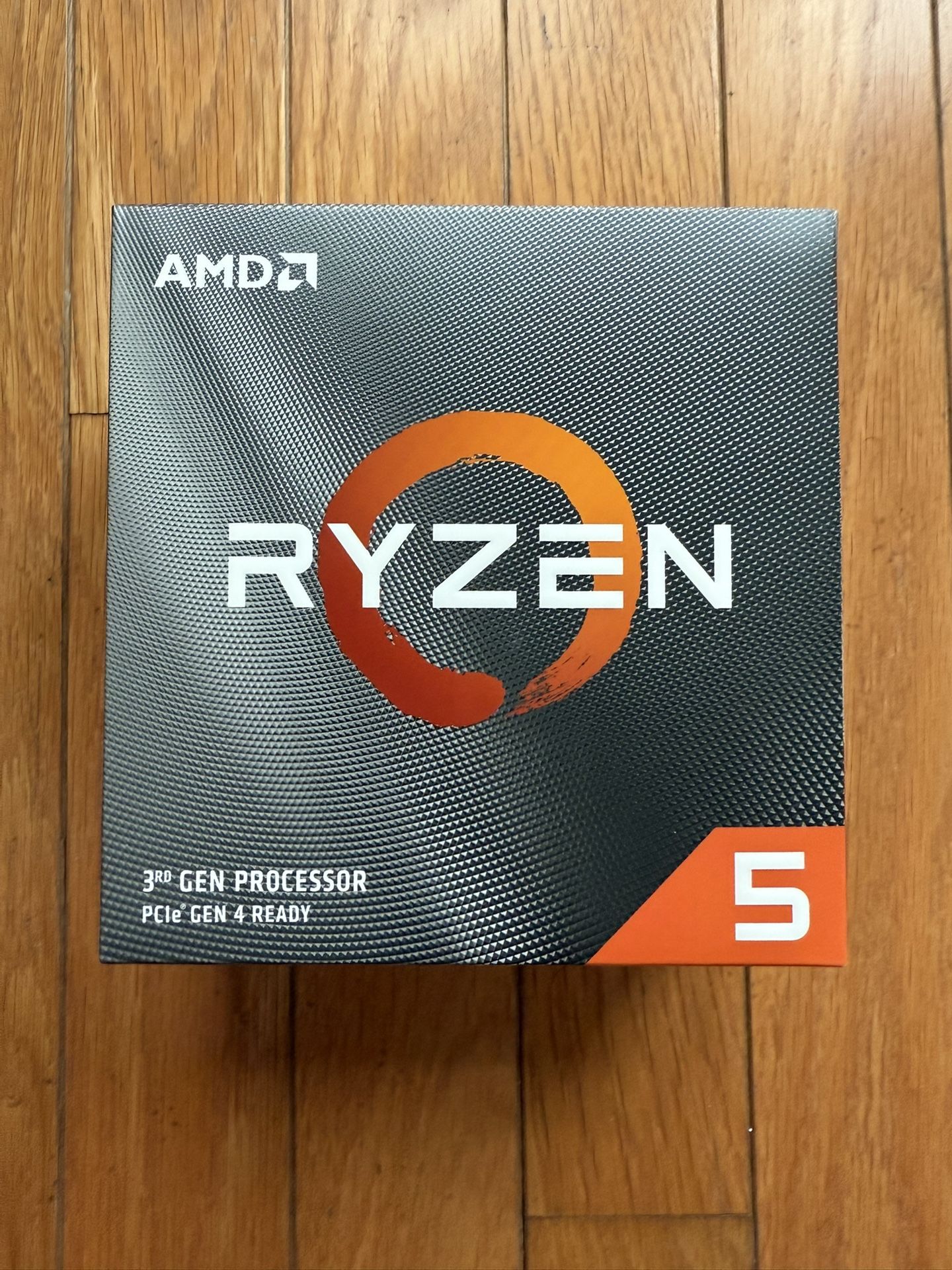 AMD Ryzen R5 3600 AM4 Processor with Reeven E12 CPU Fan