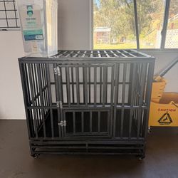 Luckup Heavy Duty Crate w/ Dog Food Bins