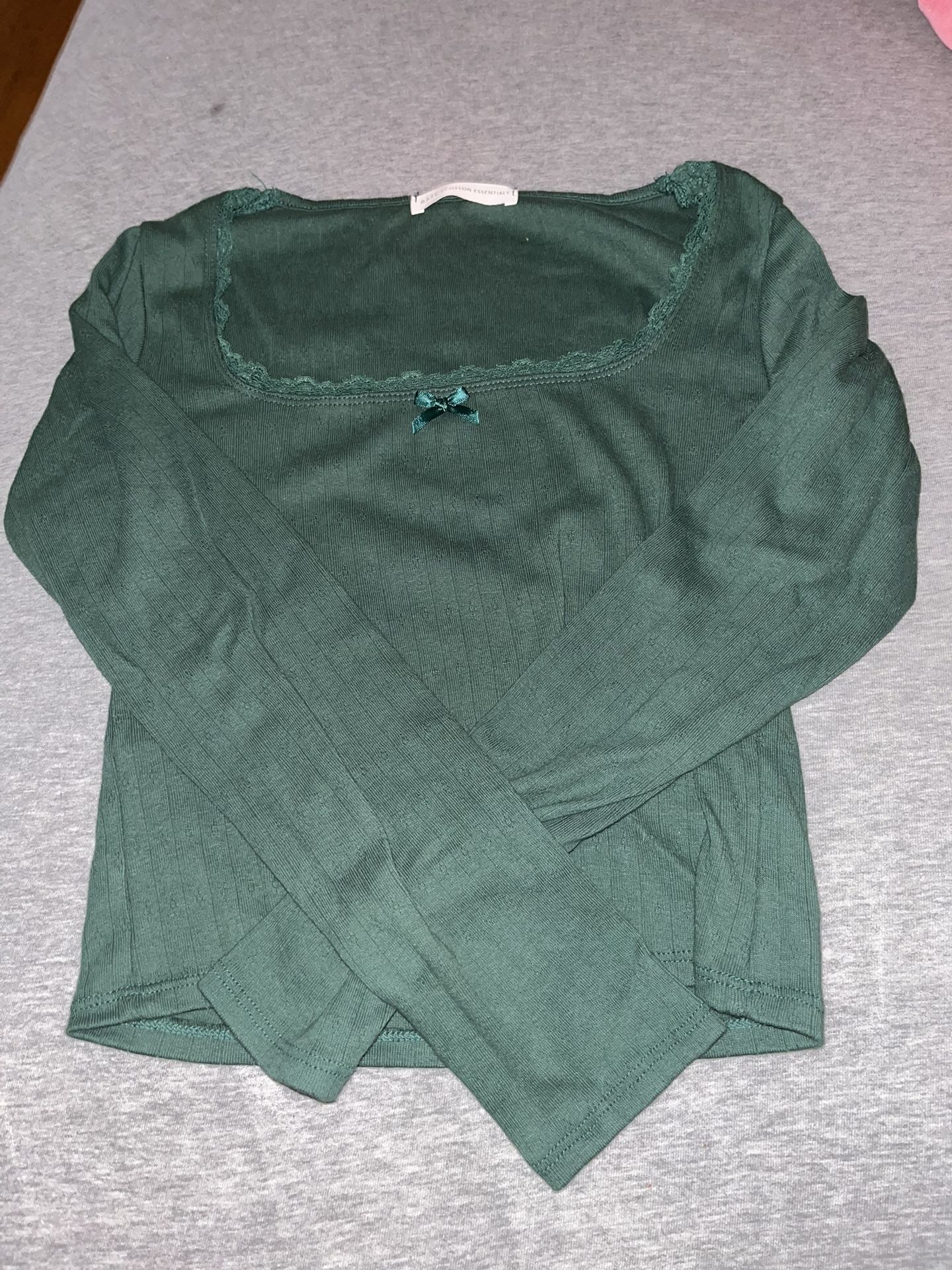 Green Long Sleeve Crop Top