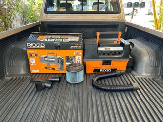 RIDGID 3 Gal. 5.0 Peak HP NXT Shop Vacuum Wet Dry Vac w/Filter, Hose & Attachments